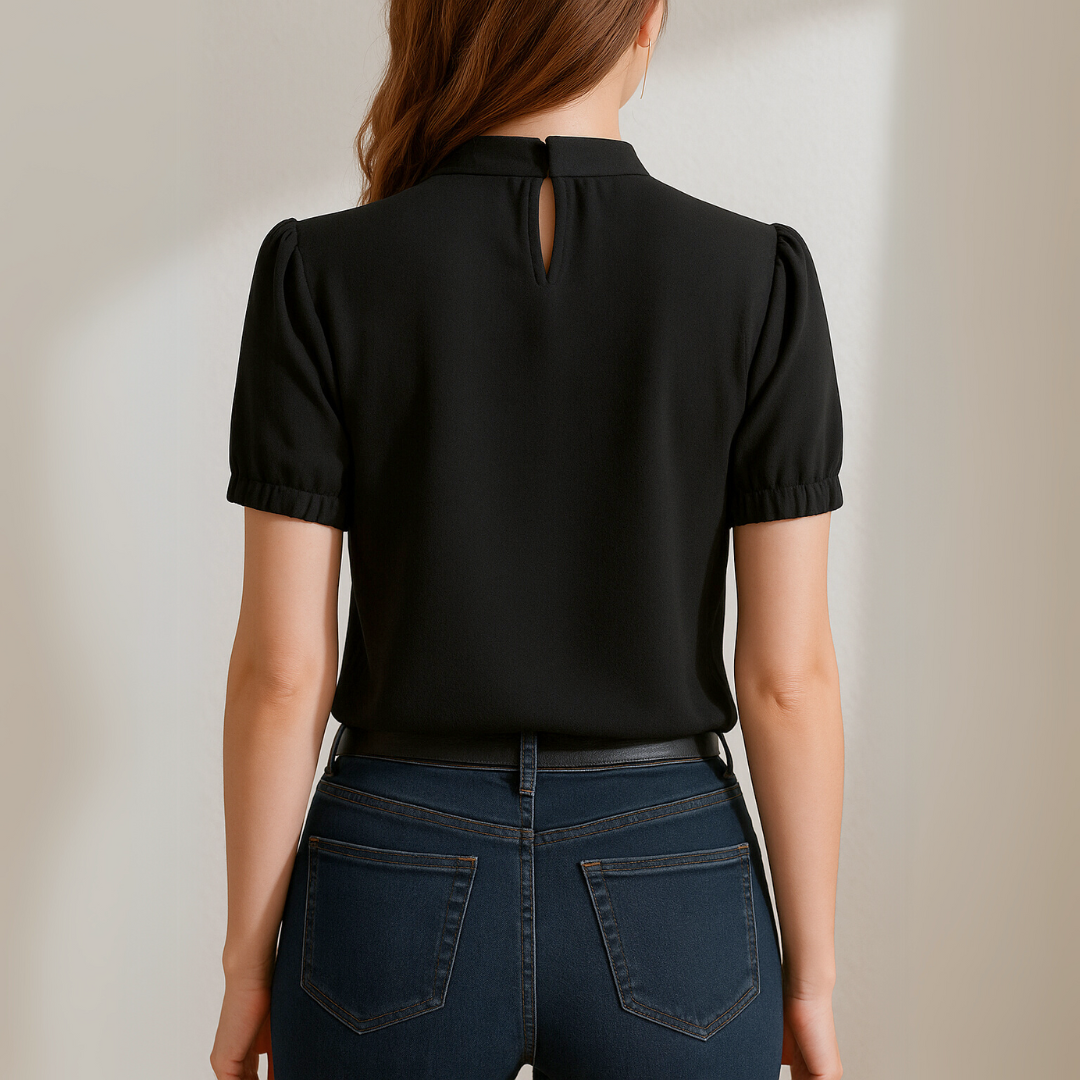 Mira | Zwarte Geplooide Blouse Met Gespleten Mouwen