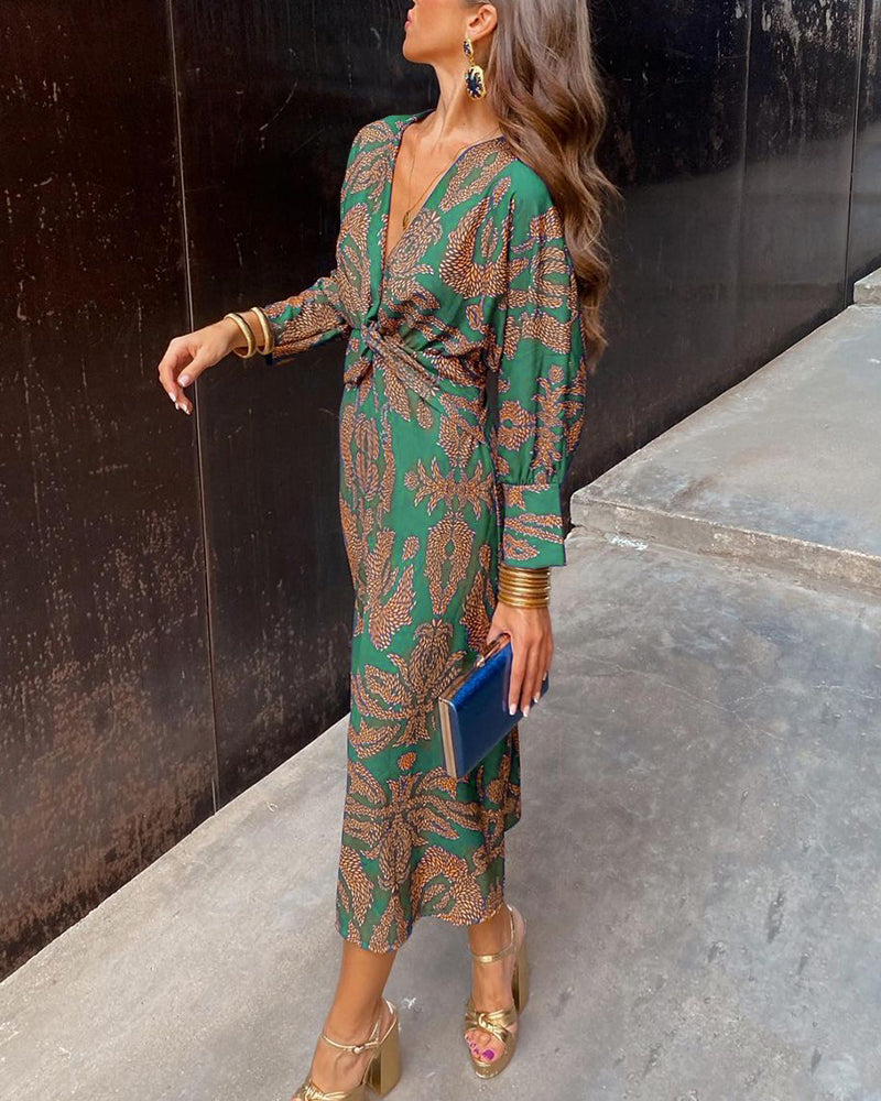 Lara | Elegante Wikkeljurk met Luxe Twistdetail