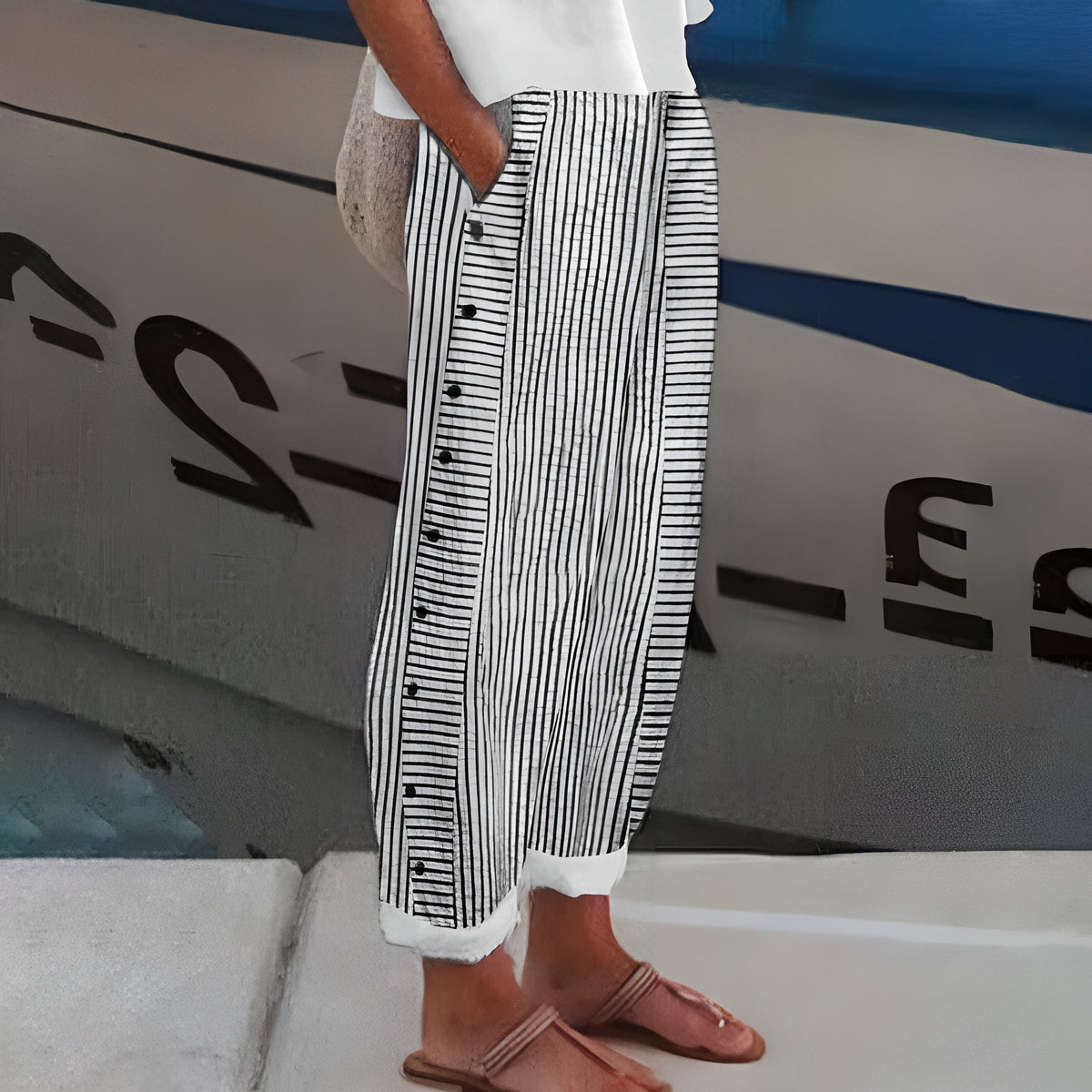 Aida Broek | Luchtige Linnenstijl