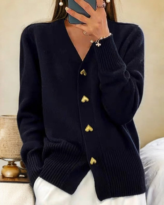 Lucy | Elegante Cardigan Met Hartvormige Knopen