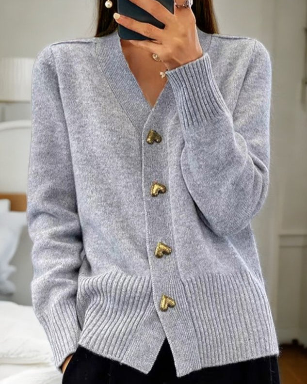 Lucy | Elegante Cardigan Met Hartvormige Knopen