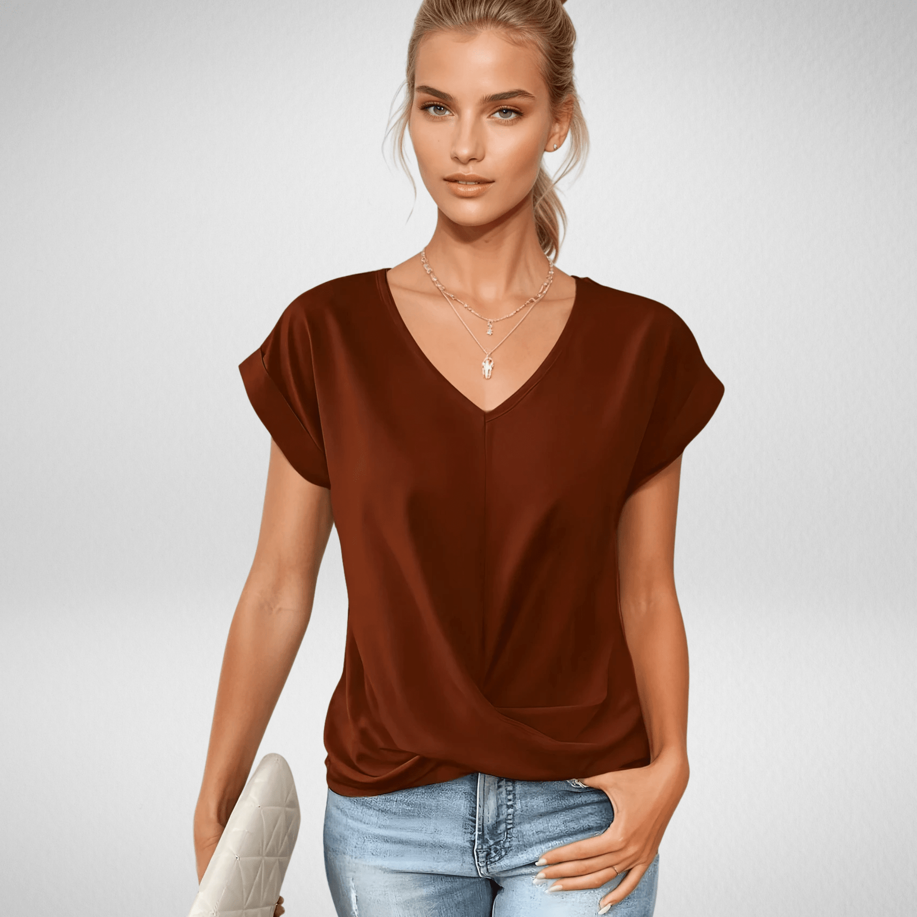 Ziva | Casual T-shirt met V-hals - Flatterend en stijlvol