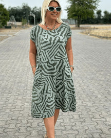 Nelia | Zomerjurk Met Ronde Hals en Elegante Print