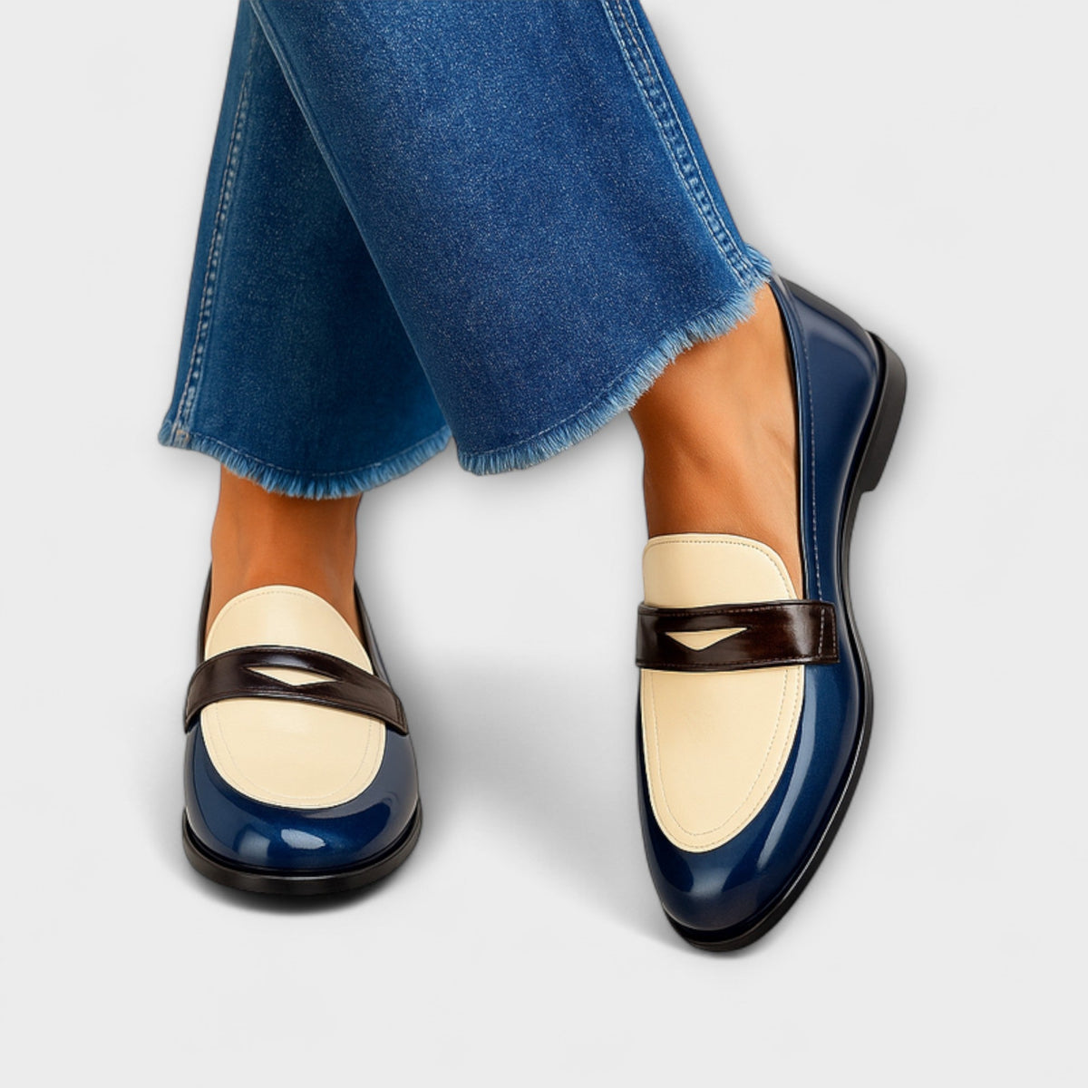 Eve | Contrast Loafers