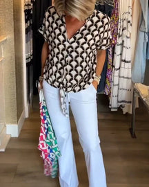 Leontine | Luchtige Zomerblouse met Tijdloze Klasse
